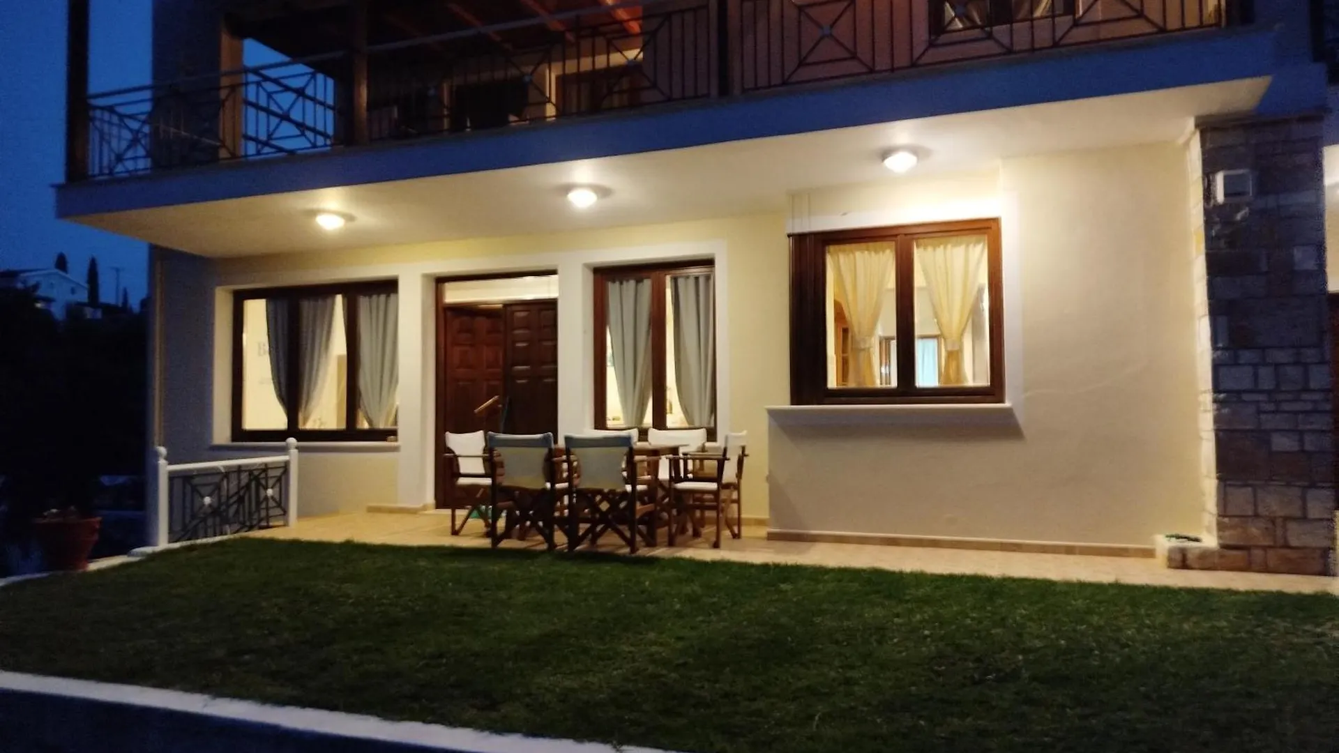 Sunrise Vila Lixouri